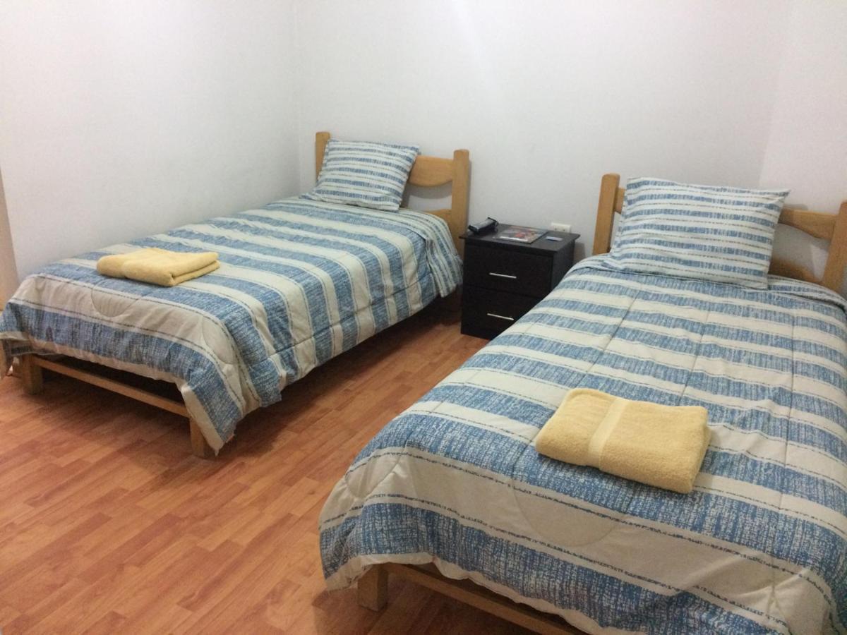 Hospedaje De Los Reyes Хуармей Екстериор снимка